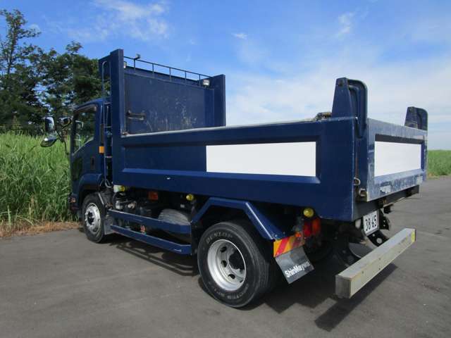 Isuzu Forward 2