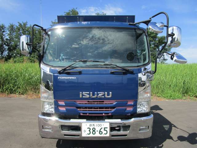 Isuzu Forward 3