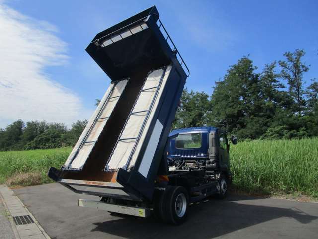 Isuzu Forward 8