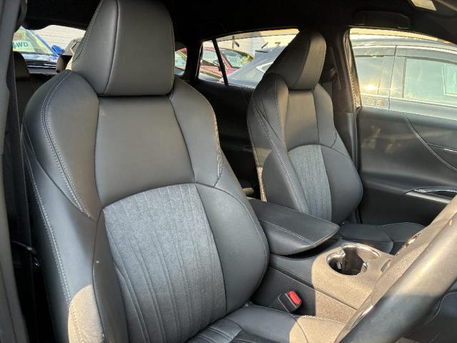 Toyota Harrier 4