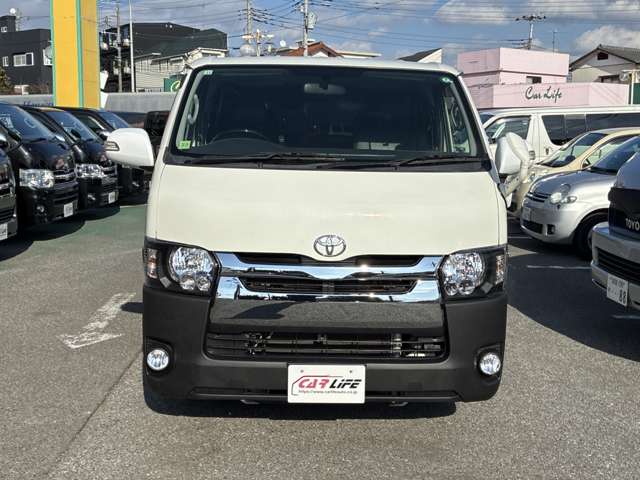 Toyota Hiace Van 2