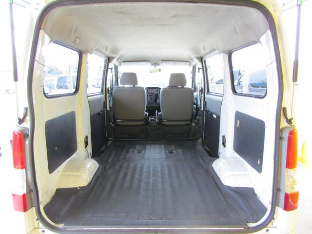 Toyota Town Ace Van 8