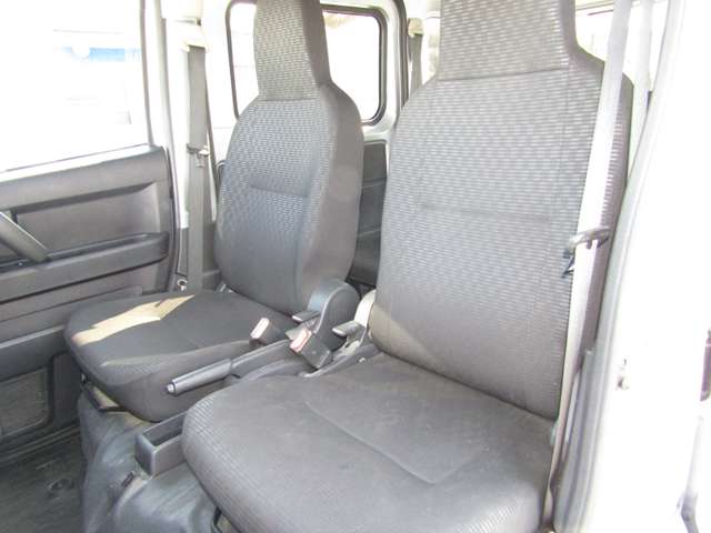 Daihatsu Hijet Cargo 7