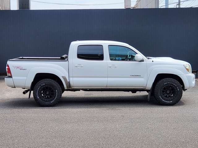 Toyota Tacoma 5