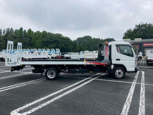 Mitsubishi Fuso Canter 4