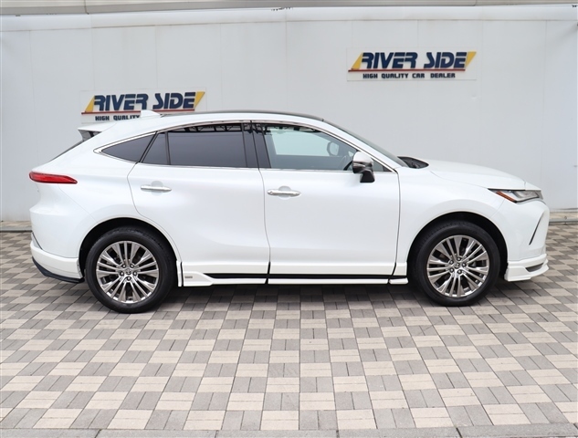 Toyota Harrier 5