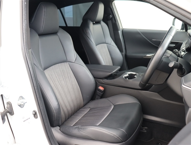 Toyota Harrier 8