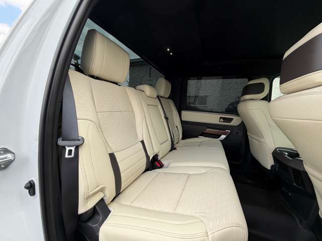 Toyota Tundra 9