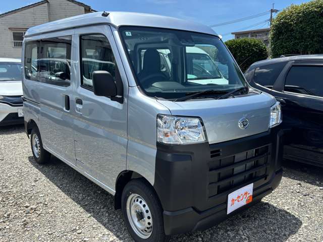 Daihatsu Hijet Cargo 4