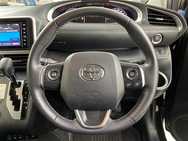 Toyota Sienta 10