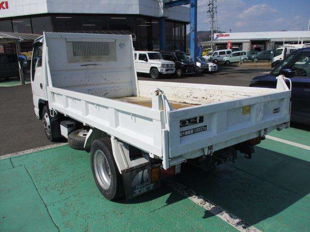 Isuzu Elf 11