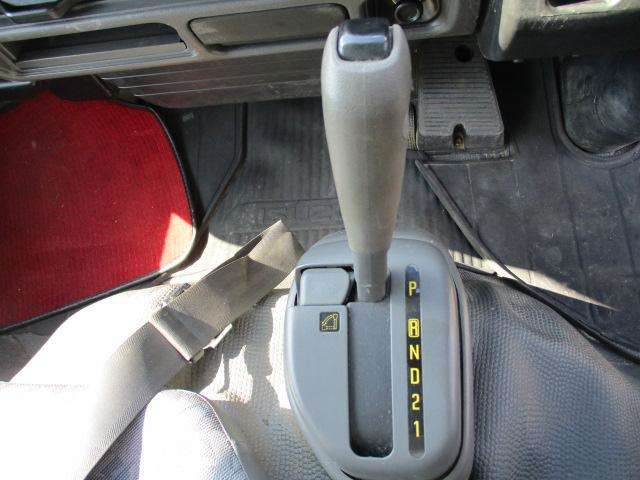 Isuzu Elf 3