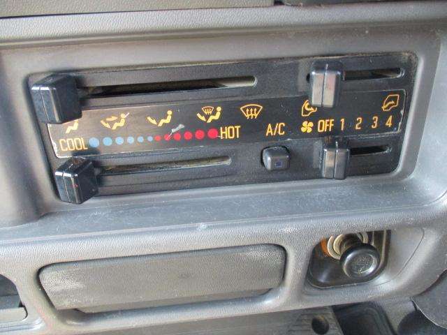 Isuzu Elf 6