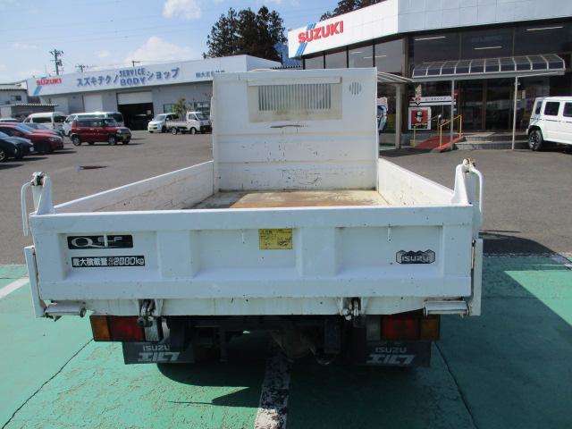 Isuzu Elf 10