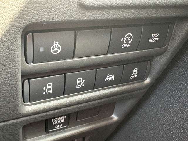 Mitsubishi Delica Mini 11