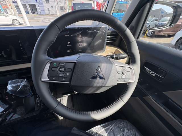 Mitsubishi Delica Mini 6