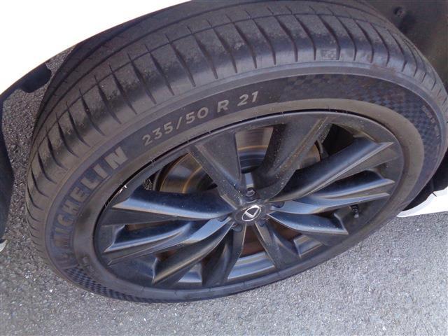 Lexus RX 9