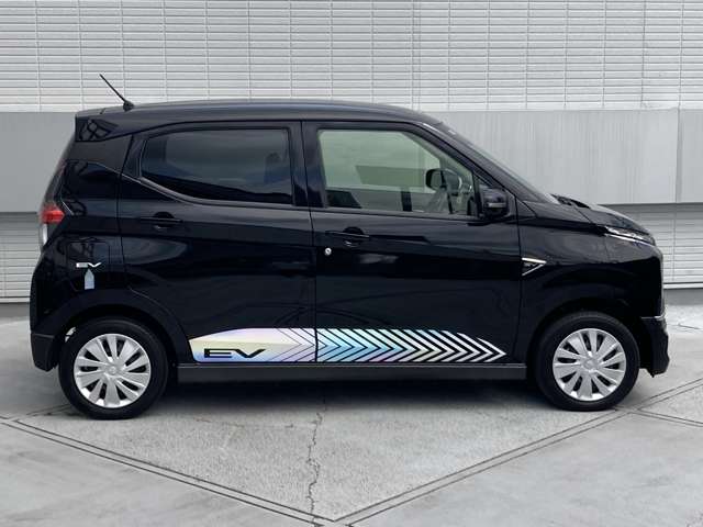 Mitsubishi eK X EV 12