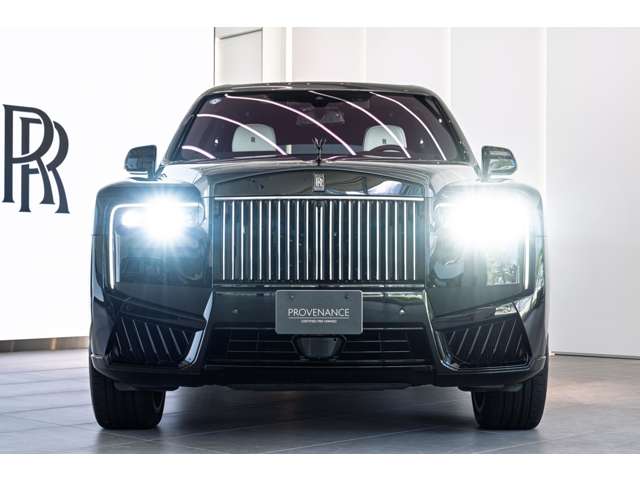 Rolls-Royce ブラックバッジカリナン 4