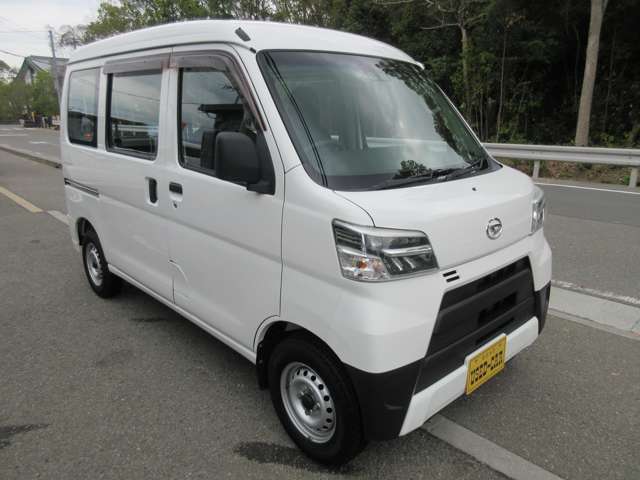 Daihatsu Hijet Cargo 10