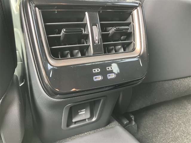 Toyota Crown Sport 11