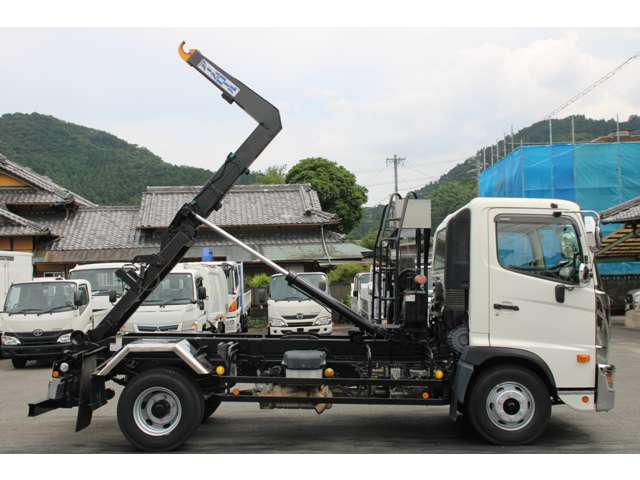 Hino Ranger 7