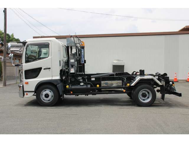 Hino Ranger 8