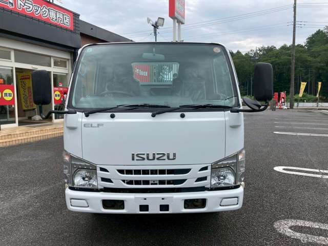 Isuzu Elf 2
