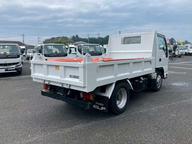 Isuzu Elf 5