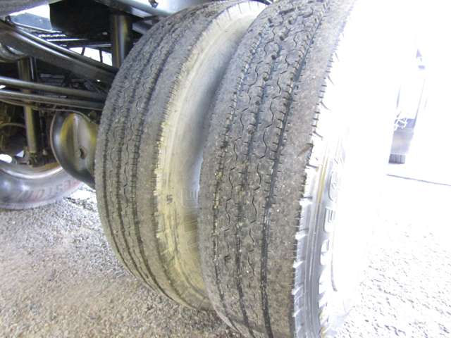 Hino Dutro 11