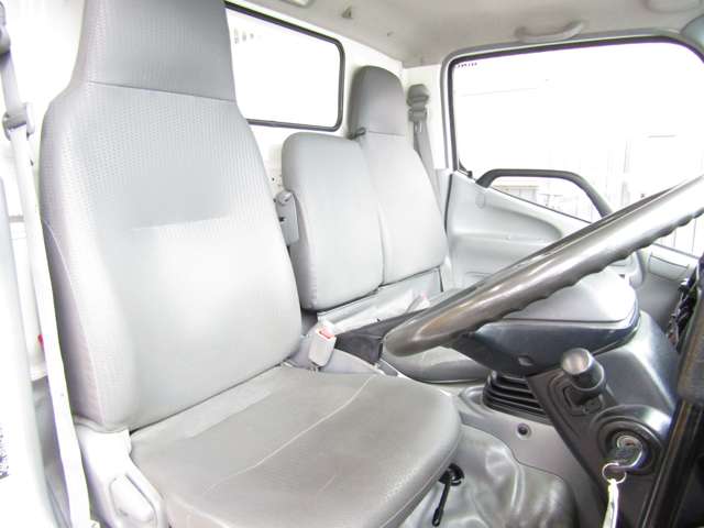 Hino Dutro 6