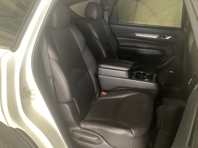 Mazda CX-8 11