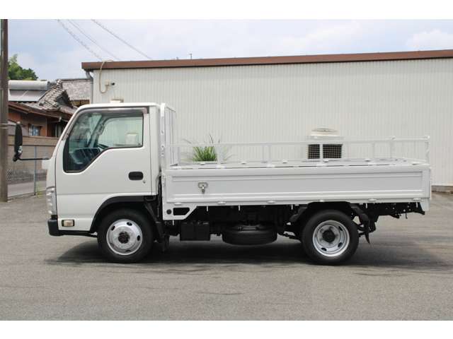 Isuzu Elf 4