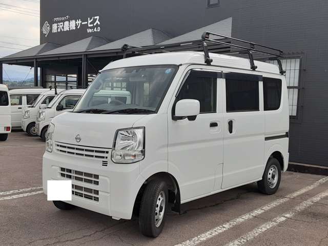 Nissan NV100 Clipper 4