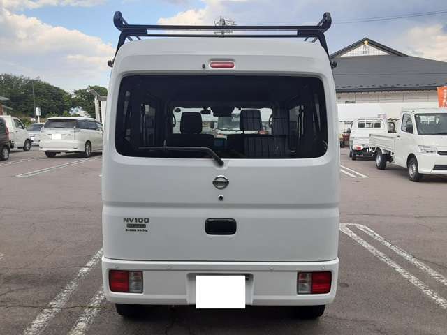 Nissan NV100 Clipper 7