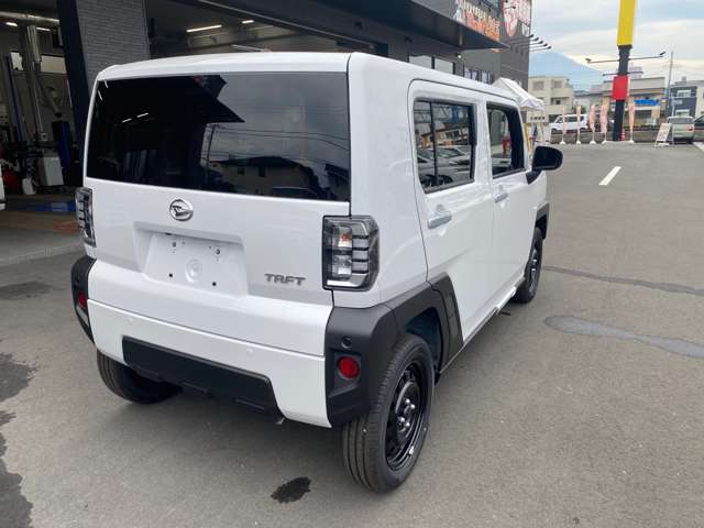 Daihatsu Taft 7
