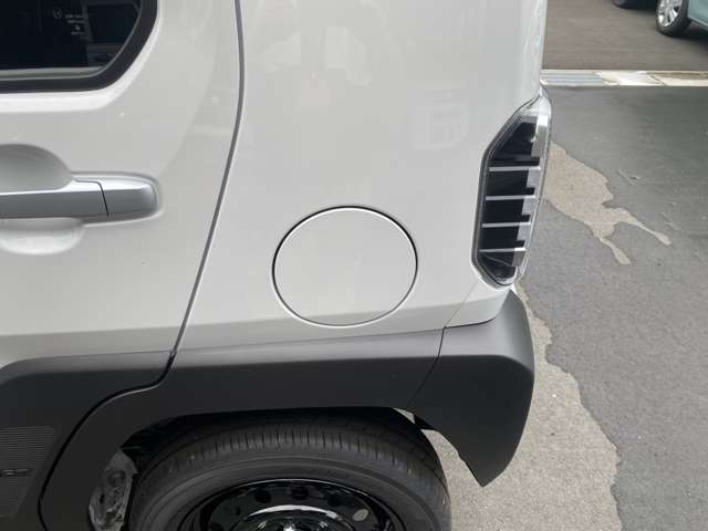 Daihatsu Taft 9