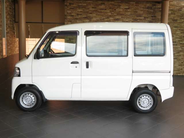 Nissan NV100 Clipper 8
