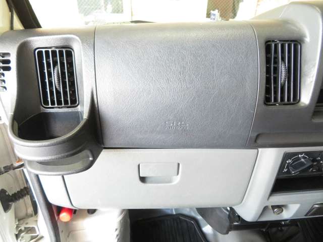 Nissan NV100 Clipper 10