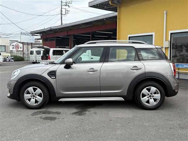 MINI Crossover 6