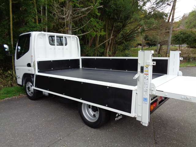 Mitsubishi Fuso Canter 12
