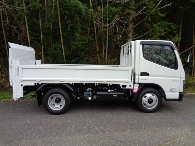 Mitsubishi Fuso Canter 4