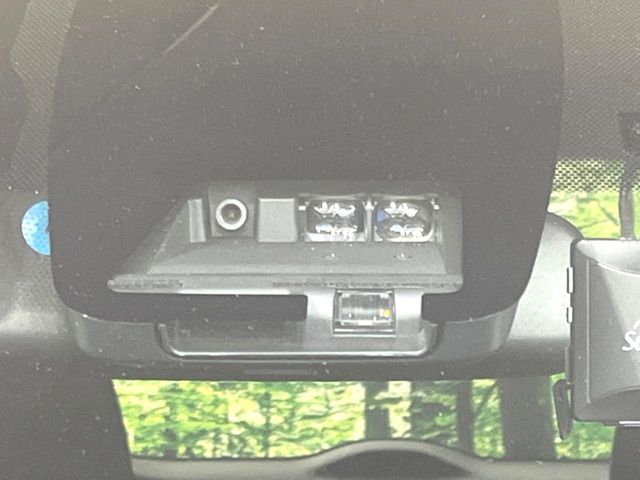 Toyota Voxy 5