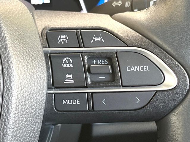 Toyota Noah 6