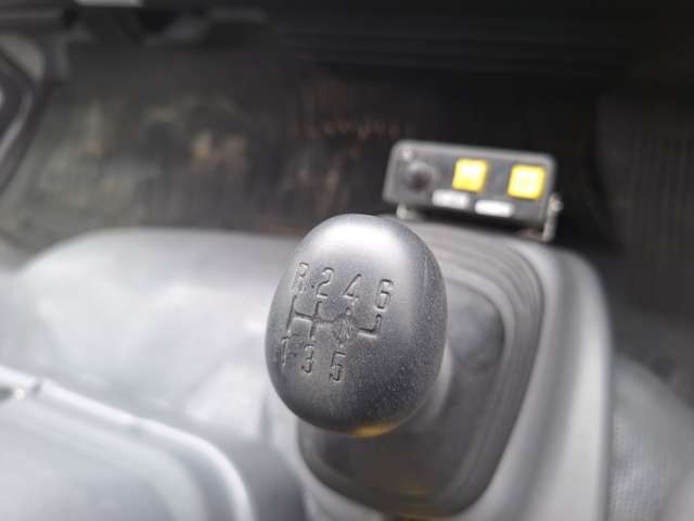 Isuzu Forward Juston 12