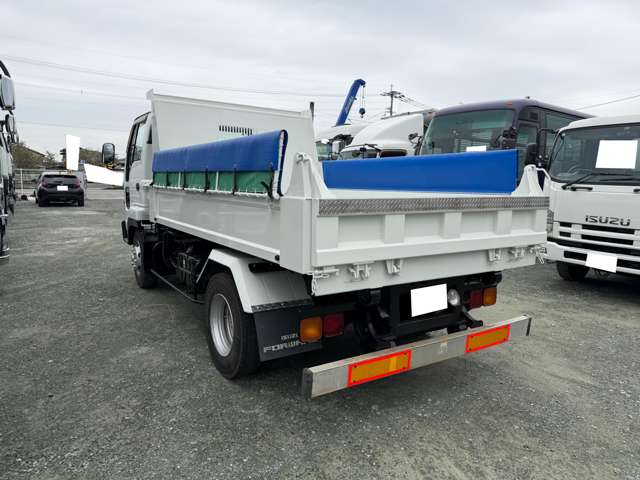 Isuzu Forward Juston 4
