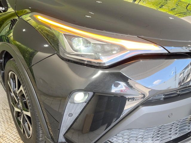Toyota C-HR 12