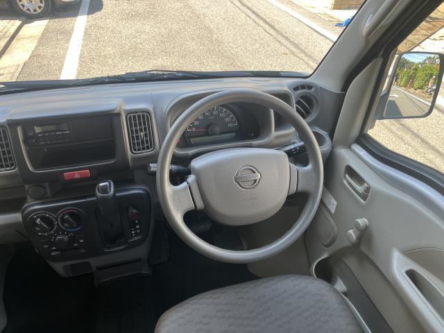 Nissan NV100 Clipper 12