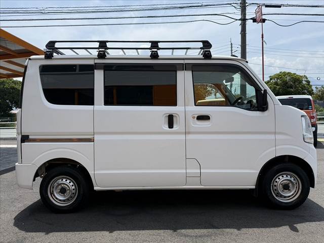 Nissan NV100 Clipper 11