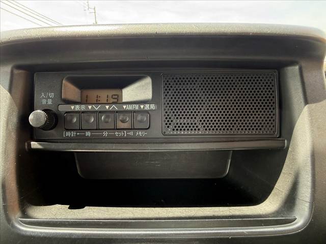 Nissan NV100 Clipper 3